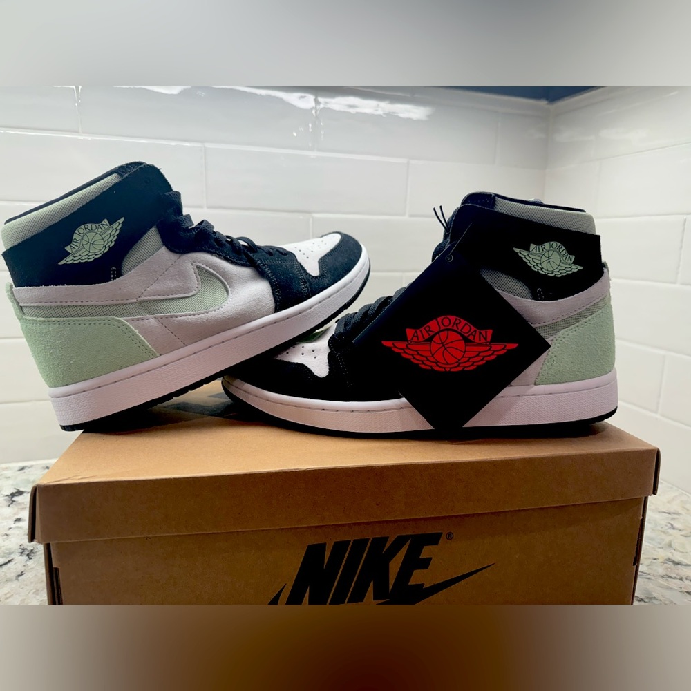 NWT Nike Air Jordan 1 Zoom Air Comfort High Top Vapor Green Black Mens 9.5